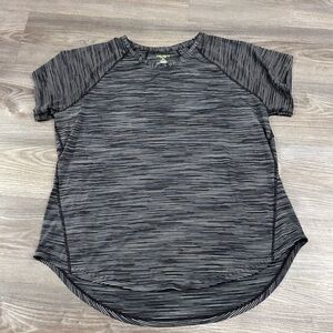 Tek Gear Gray and Black Relaxed Short Sleeve T-Shirt